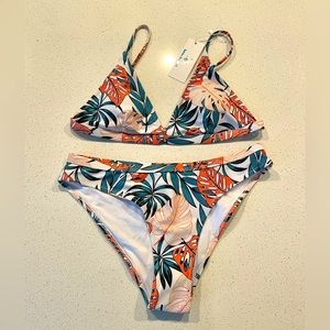 Beachsissi tropical design bikini, never worn, size medium